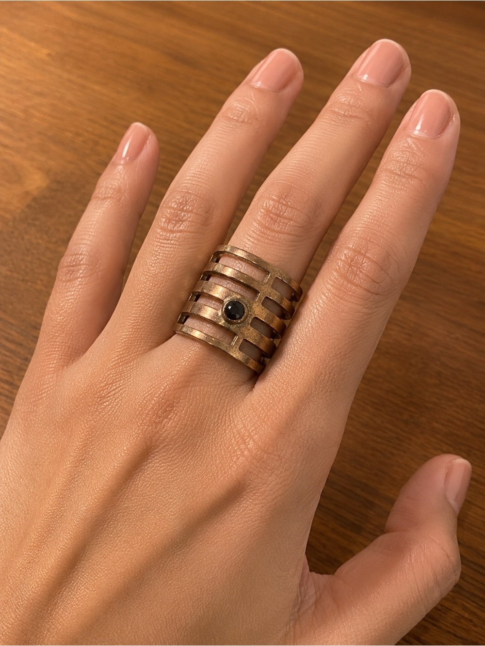 Massimo Dutti Wide Gold-Tone Lattice Ring with Black Stone